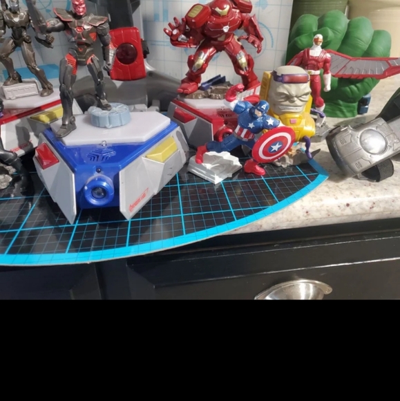MARVEL Playmation Games Interactive Play Lot - Picture 8 of 11